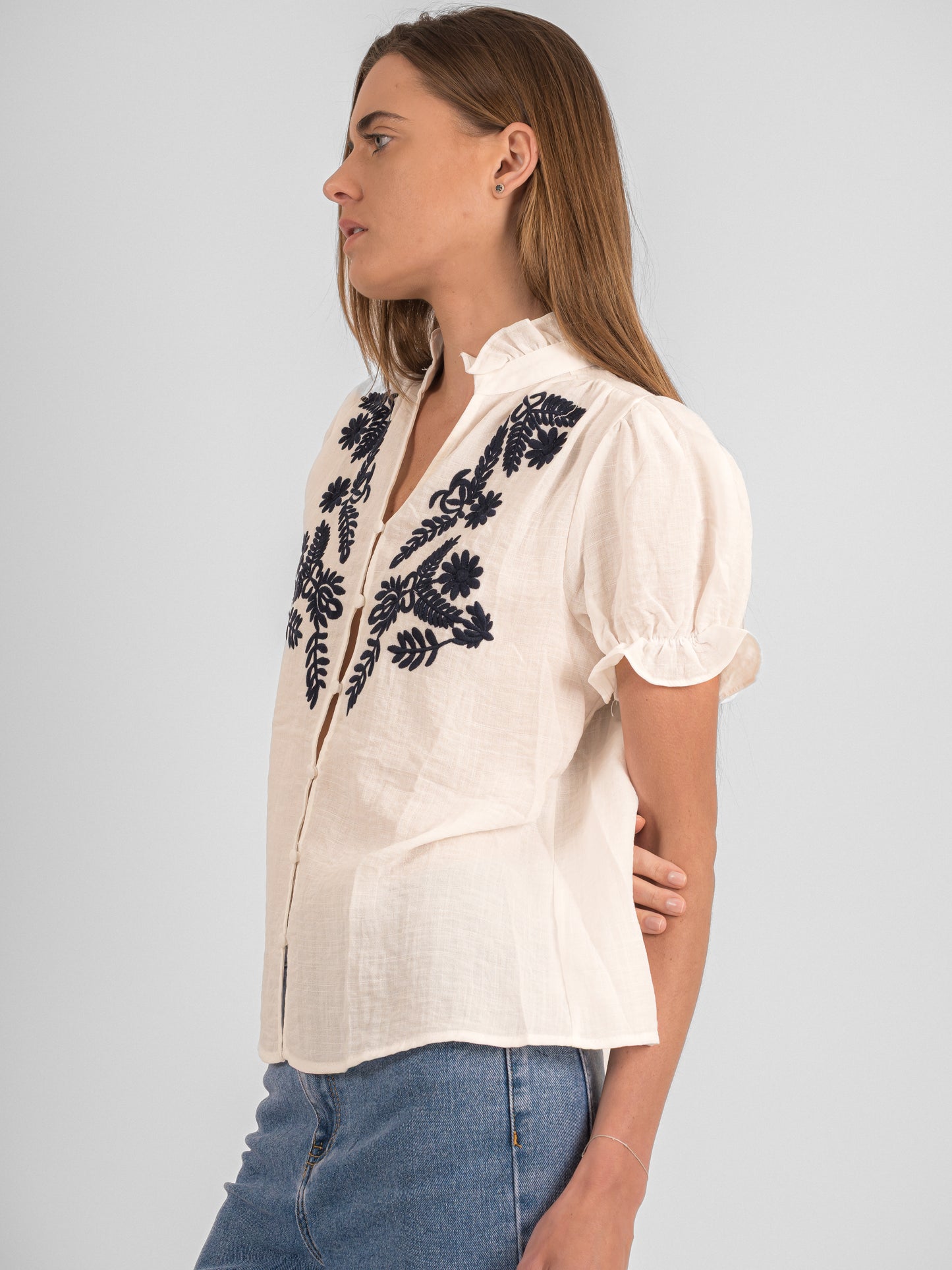 Chemise brodée à manches courtes