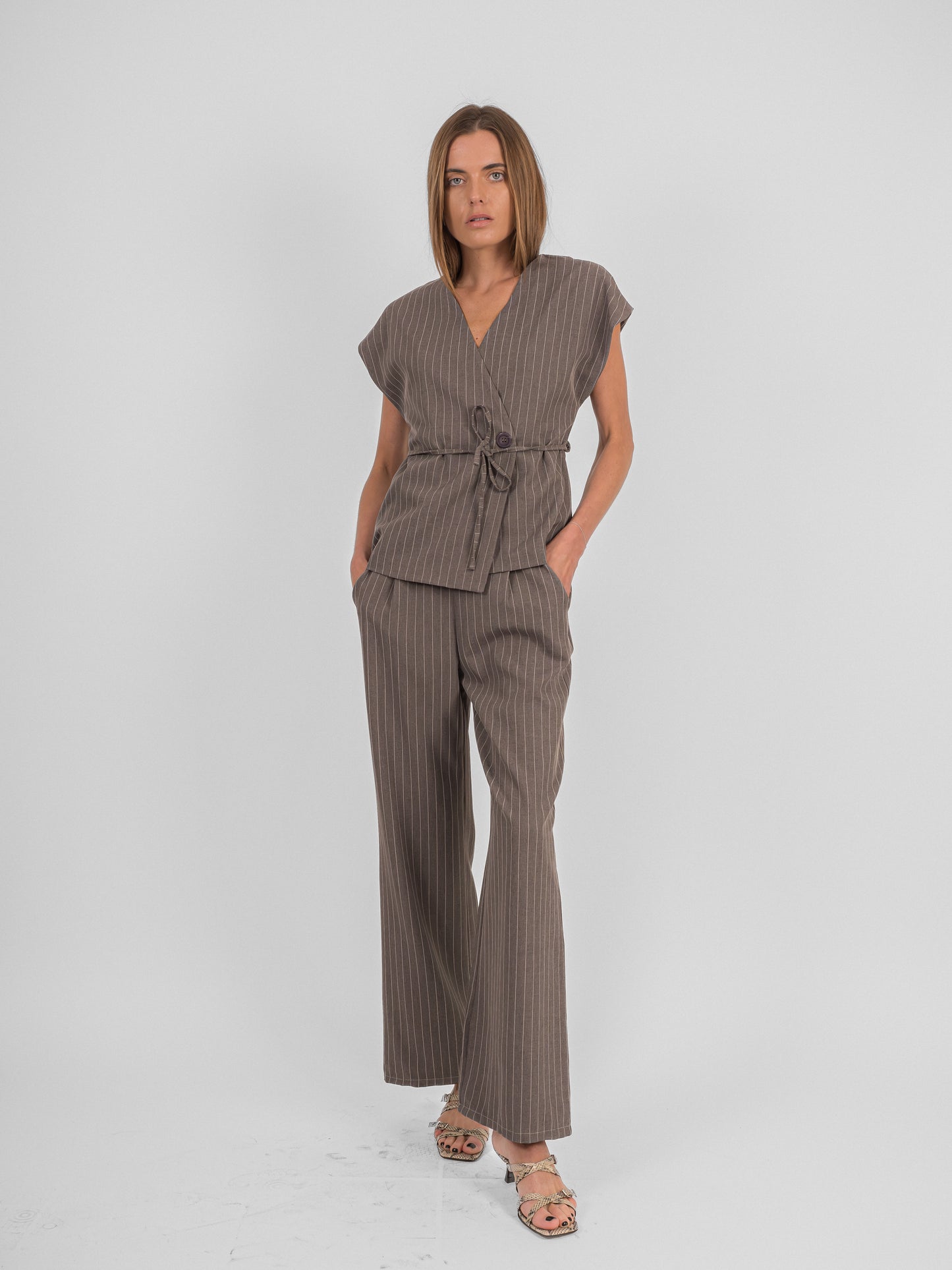 Ensemble rayé pantalon blazer sans manches