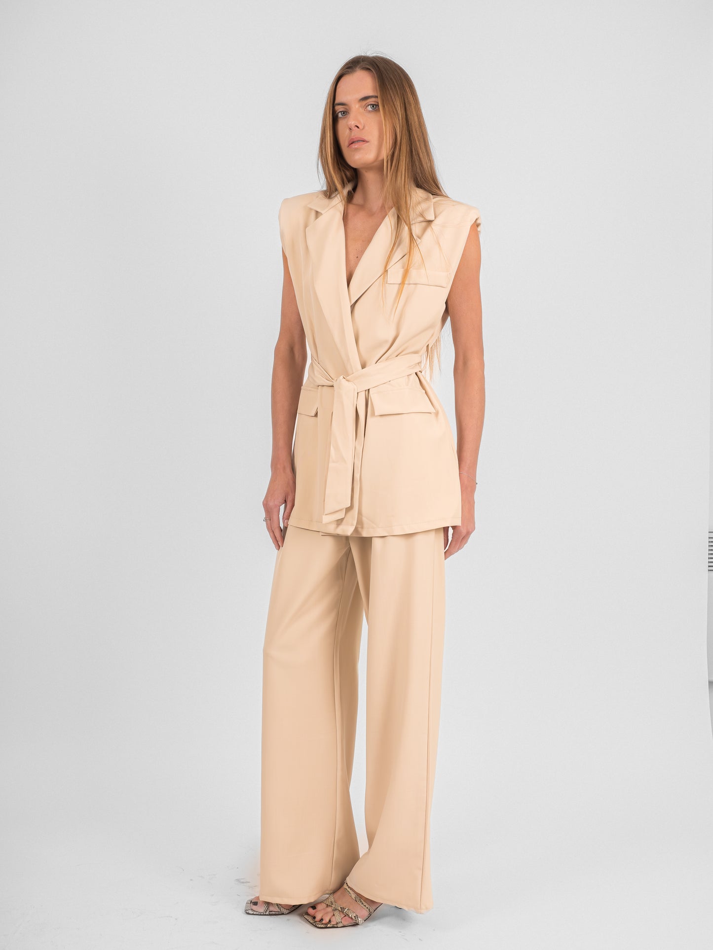Ensemble pantalon blazer sans manches