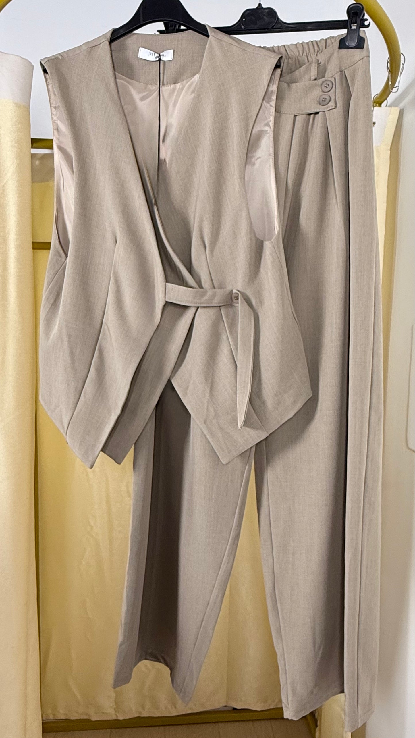 Ensemble blazer sans manche LILY C2