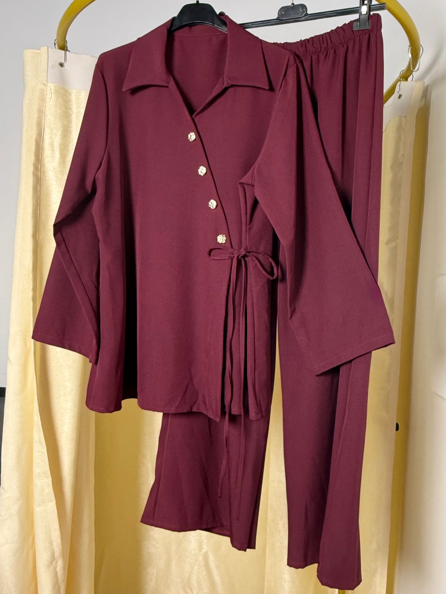 Ensemble blaze CLARA 4 boutons dorés D1