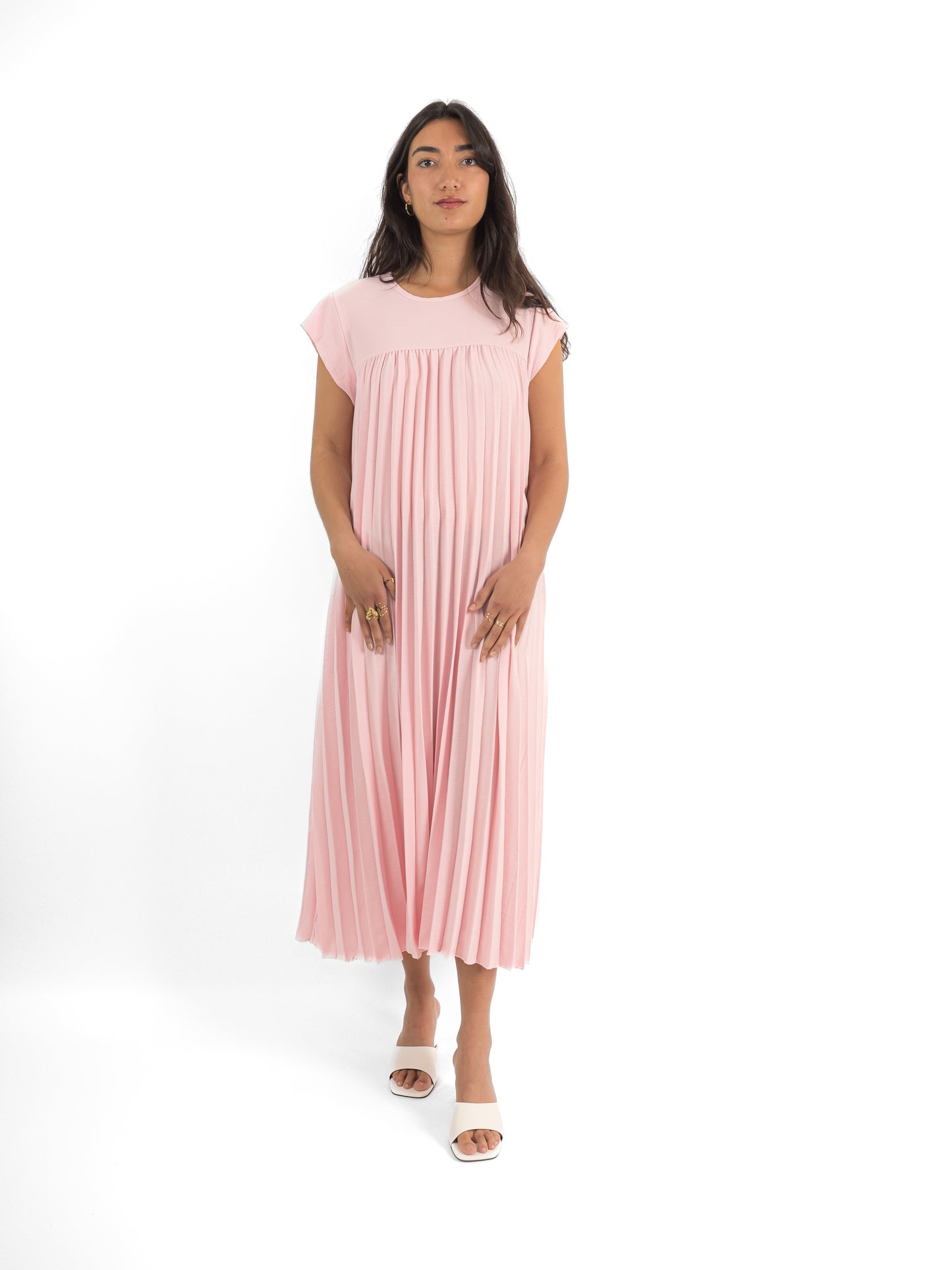 Robe longue plissée