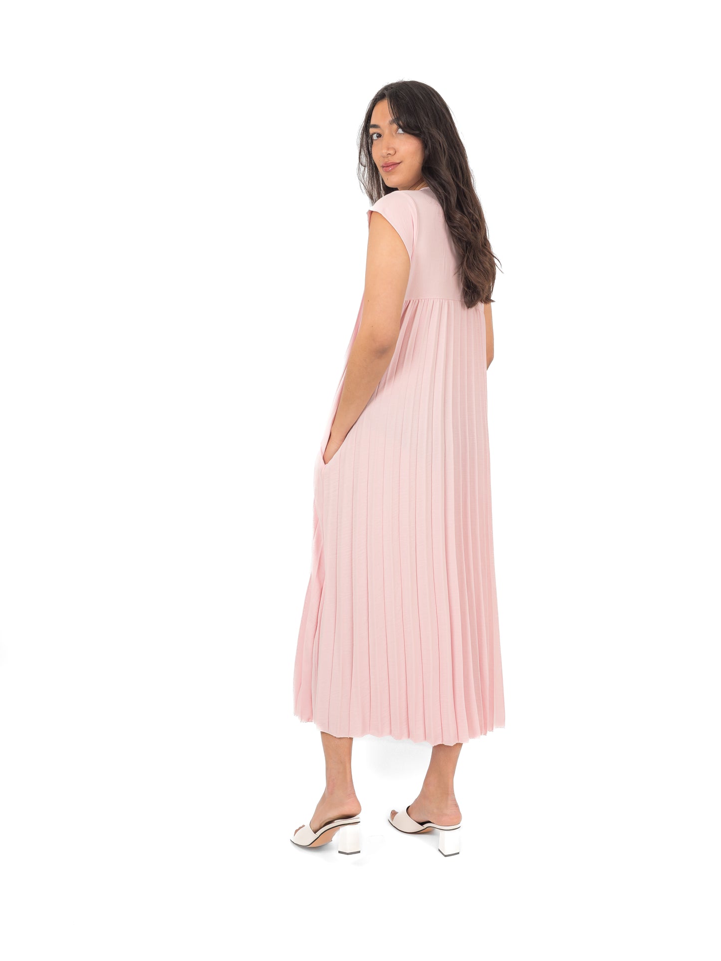 Robe longue plissée