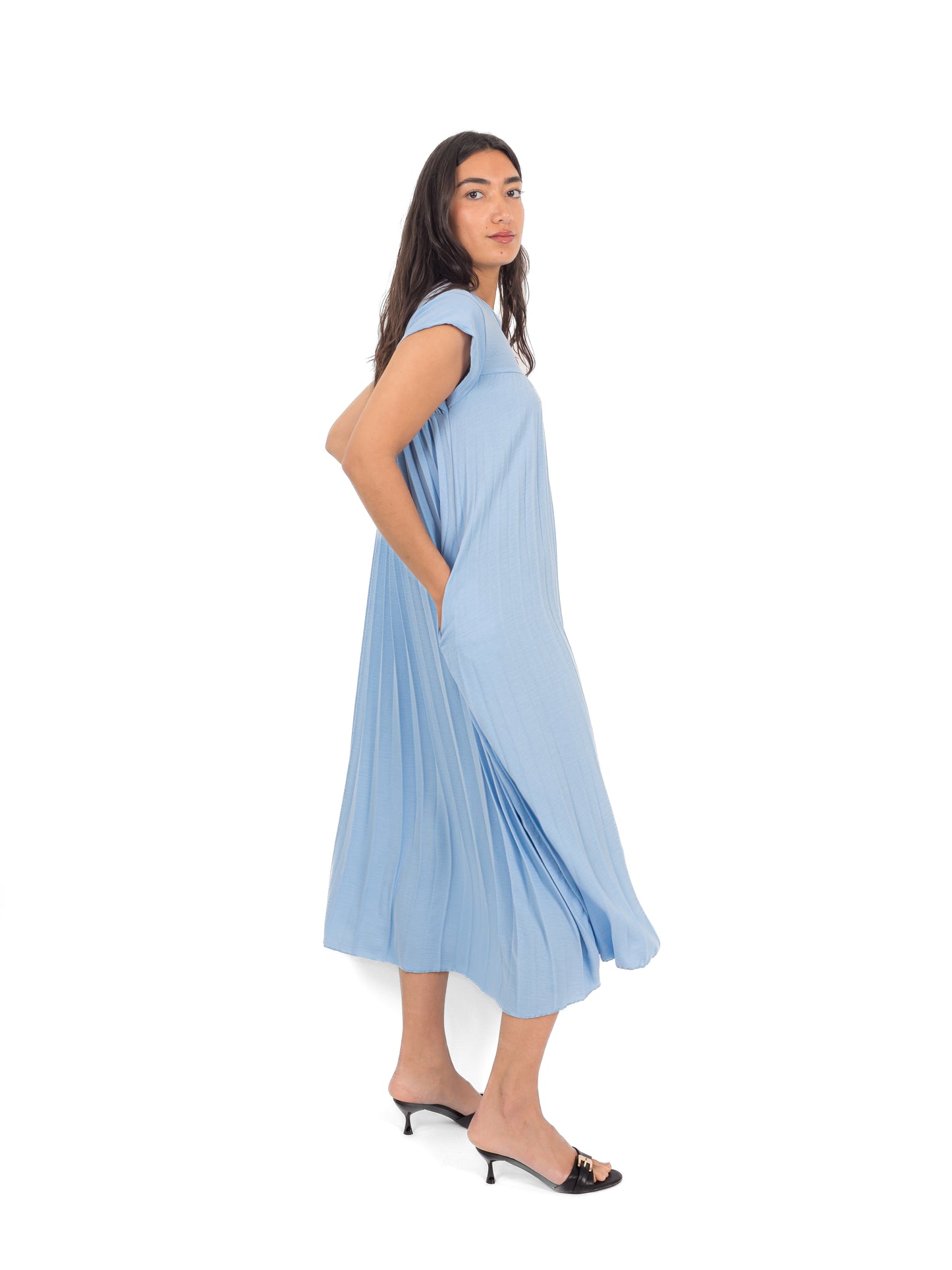 Robe longue plissée